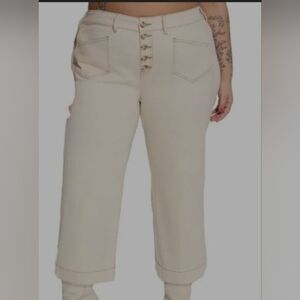 Torrid natural color crop denim